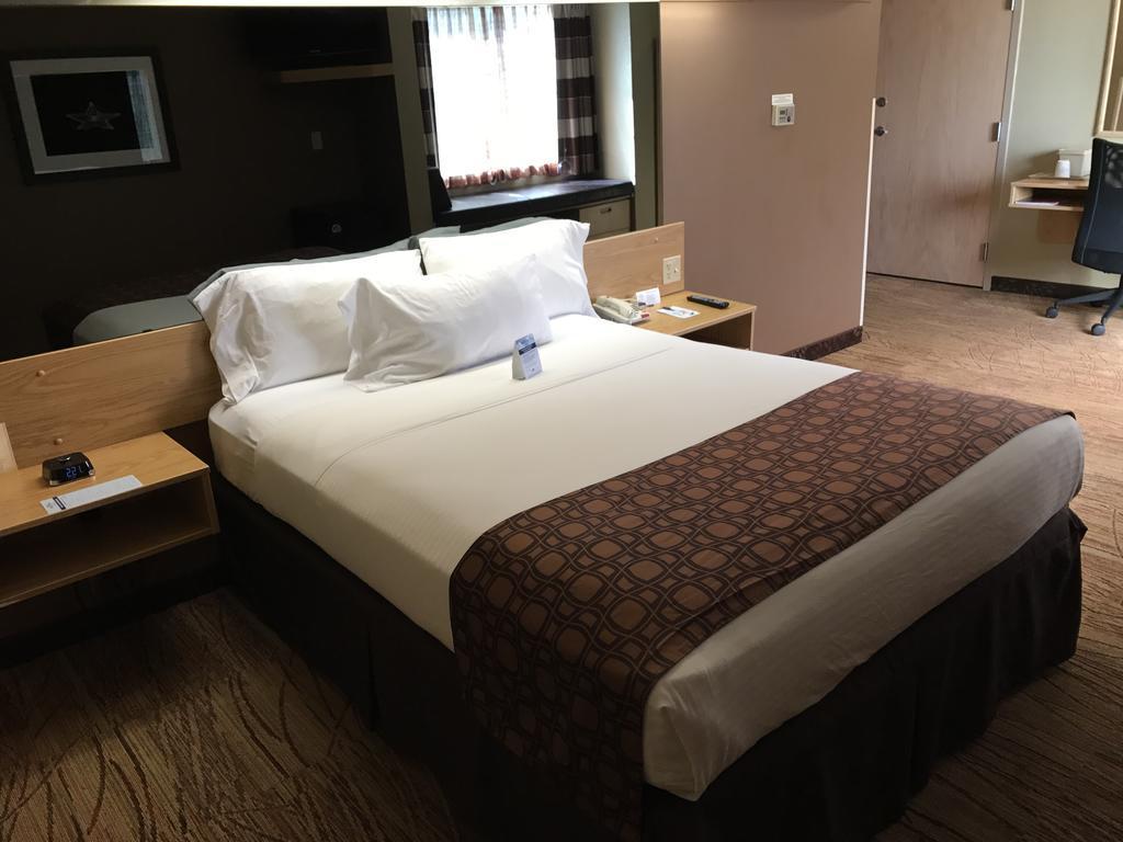 Best Western El Paso Airport Entrada Hotel Exteriör bild